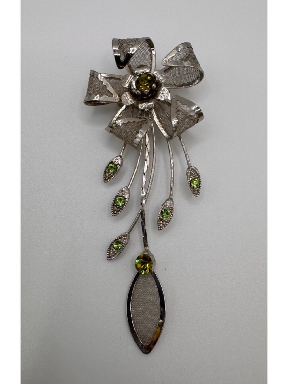 Vintage Silver Tone Mesh Flower Brooch Pendant Green Rhinestone Dangle Pin